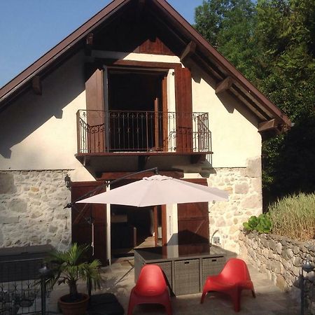 Chambres D'Hotes Des Lodges De La Cascade Yenne Luaran gambar