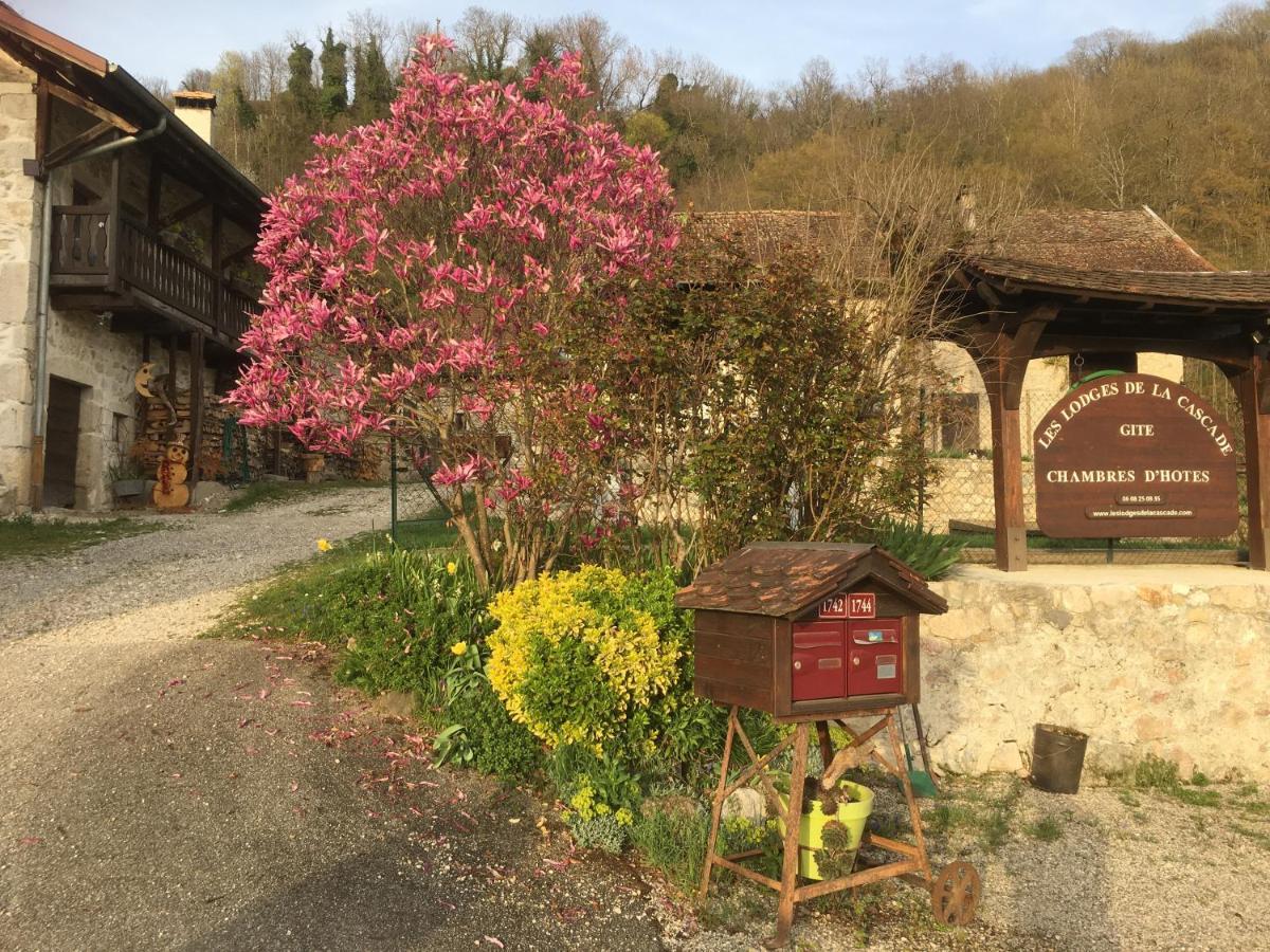 Chambres D'Hotes Des Lodges De La Cascade Yenne Luaran gambar