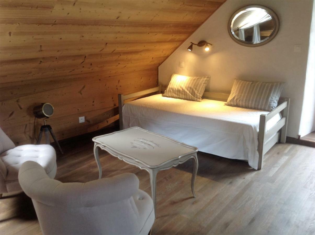 Chambres D'Hotes Des Lodges De La Cascade Yenne Luaran gambar