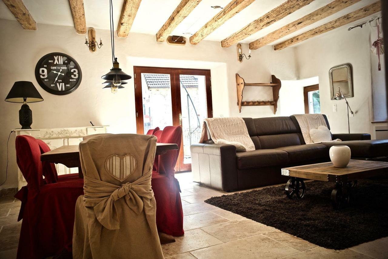 Chambres D'Hotes Des Lodges De La Cascade Yenne Luaran gambar