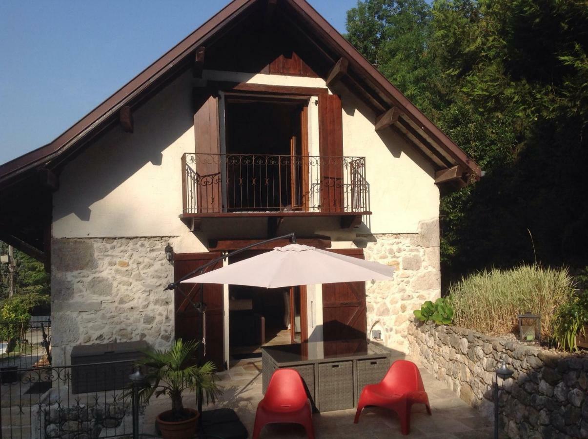 Chambres D'Hotes Des Lodges De La Cascade Yenne Luaran gambar